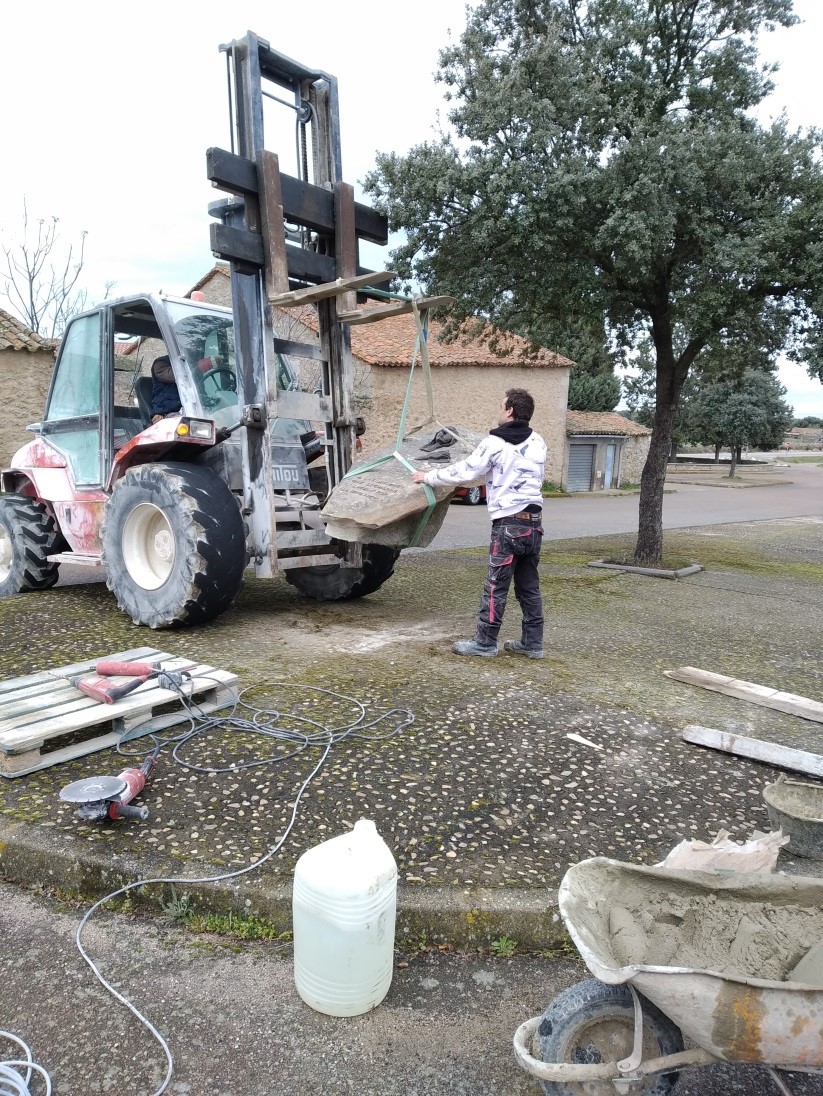 Escultura a la igualdad de género